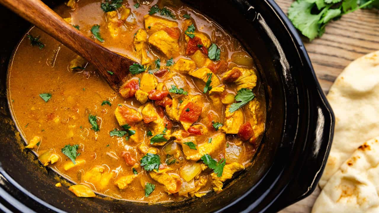 Homemade Slow Cooker Coconut Curry: Master Thai Flavors Easily